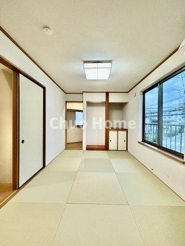 【子供部屋】お子様を持つ家庭の約6割が「家族や子どものため」に購入を希望。入学後の転校を避け、広い空間でのびのび育てたいなどの親心が、家探しのきっかけになっているようです。