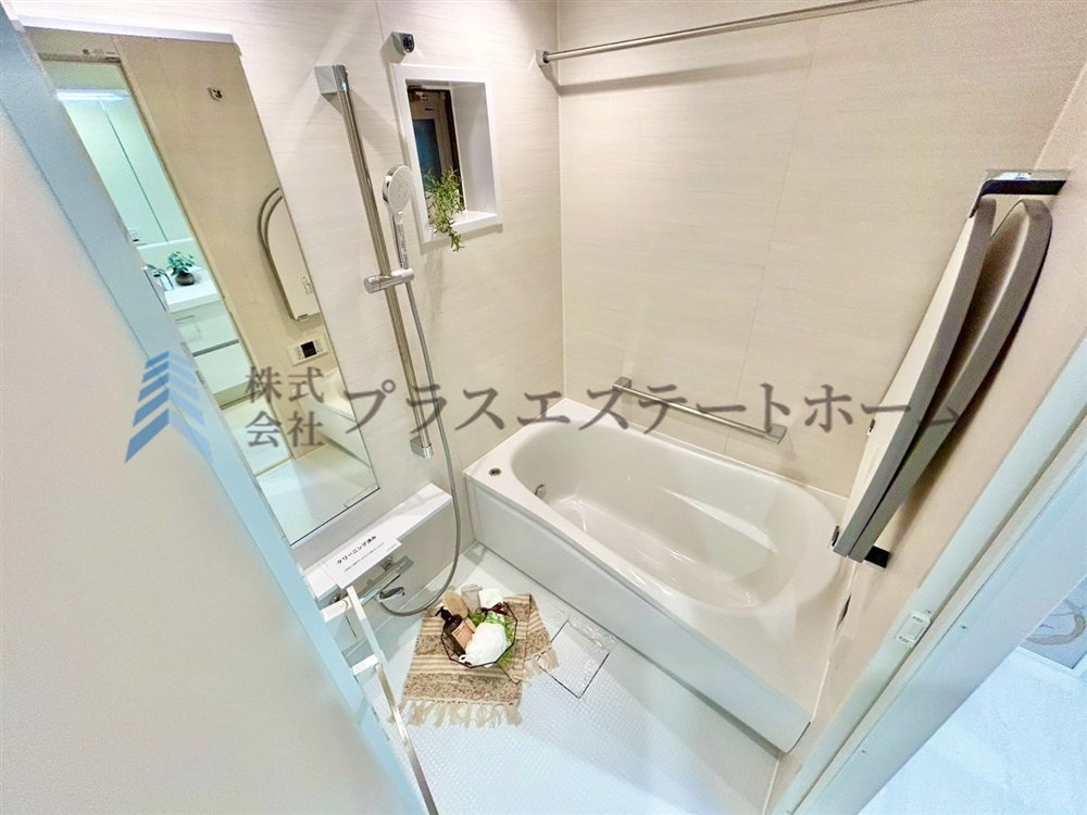換気窓・浴室乾燥機付き♪