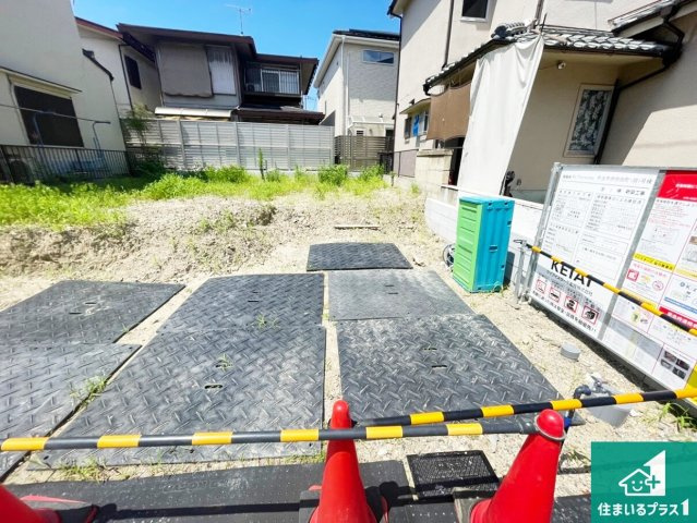 周辺は落ち着いた街並みの住宅地！子育てがしやすい住環境です！気になることがありましたら、お気軽にお問い合わせください！　
