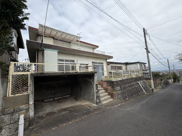 ビルトインガレージ付きの住まい