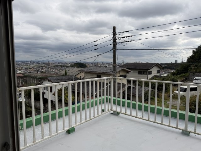 高台ならではの街並みを望む眺望