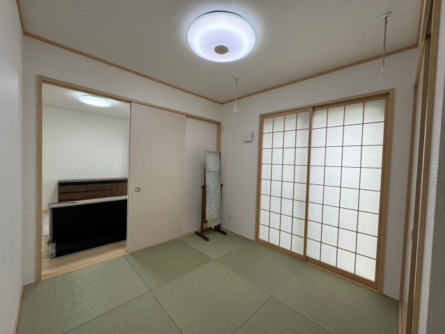 い草の香りが落ち着く素敵な和室です♪