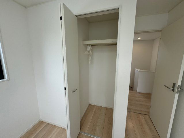 小物を収納するのに便利なクローゼット(^^♪