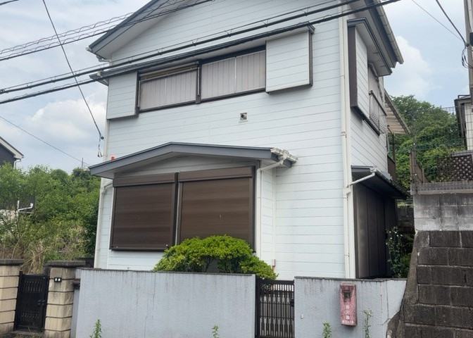 物件の詳細については、現地を見てわかること以外に、役所や法務局などで調べないとわからないことがあります。そのため、現地に行く場合は、もしこの物件を買ったらどのような生活ができるかをイメージしましょう。