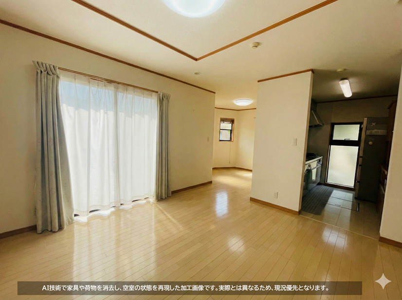 17帖となりますので、広々としております。　1階リビングから和室に繋がっているため、子供部屋としても安心です。　全居室南西向きのため日当たり良好です。
