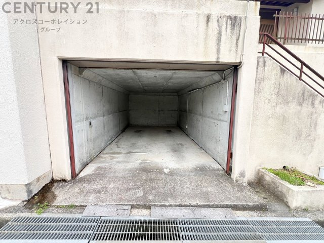 堀込車庫付き