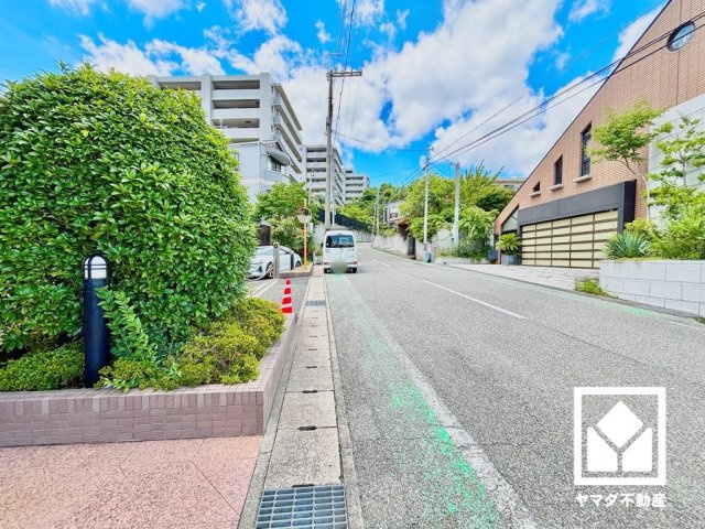 安心・安全な暮らしをサポートするオートロックシステムを備えています。