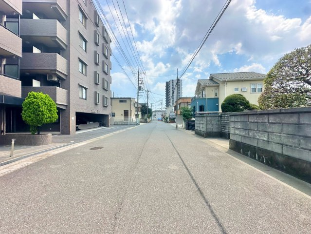 　レーベンハイム吉川弐番館