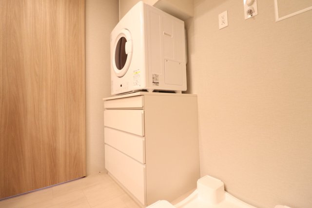 【独立洗面台】ガス衣類乾燥機「乾太くん」が全住戸標準装備！