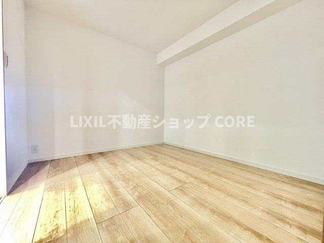 各居室にはクローゼットが備え付けられており、居室の広さを有効に使えます♪　