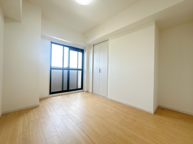 北側洋室/6帖/クローゼット付き