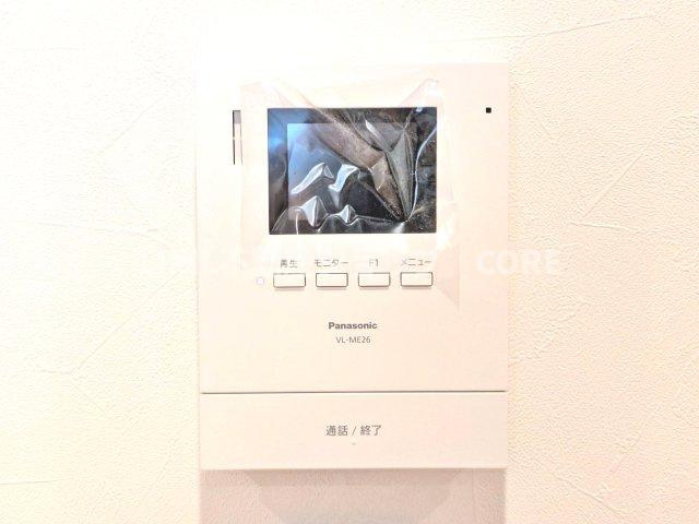 「見える安心」をカタチにしました。誰が来てもわかる様にモニター付きインターホン！