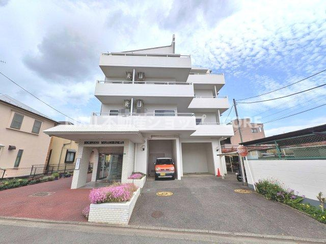 見学はしたいけど見に行く暇がないという方、仕事終わり等にご見学が出来るようサポートします。
