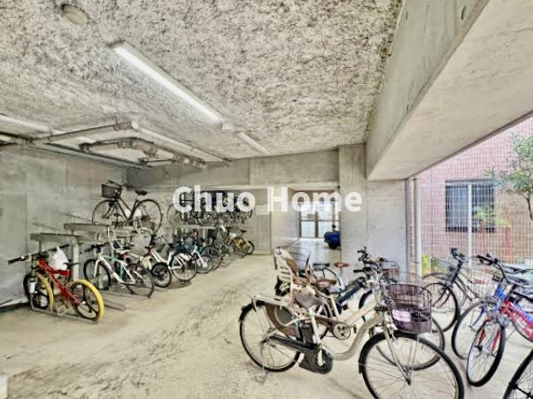 【自転車置き場】最新の空き状況や費用などの詳細は担当スタッフまでお問い合わせください。