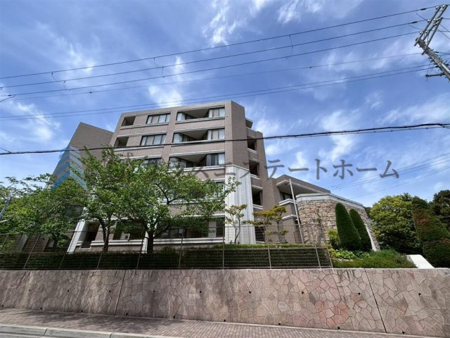 JR「須磨駅」まで徒歩約10分♪2駅2路線利用可能♪　トランクルーム付き♪