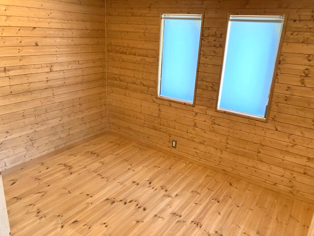 1階には6帖のお部屋があります。子供部屋・書斎・納戸などにいかがでしょうか。