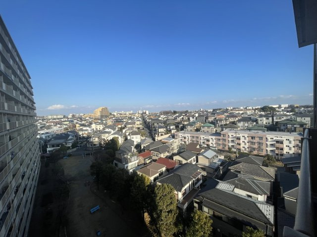 お部屋からは松戸市を一望できます。