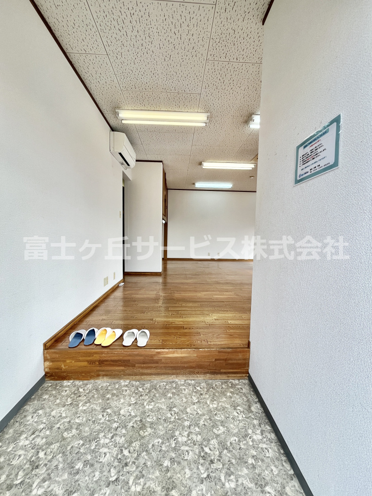 1階玄関