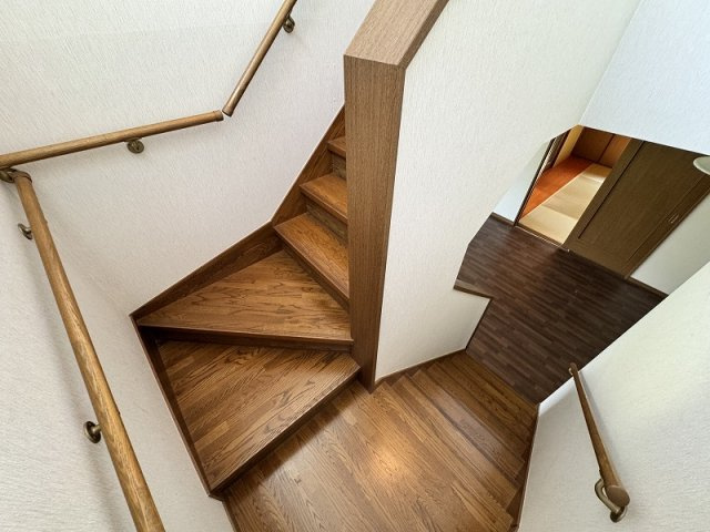 階段の上り下りも緩やかです。