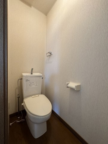 2階にもトイレがついております。
