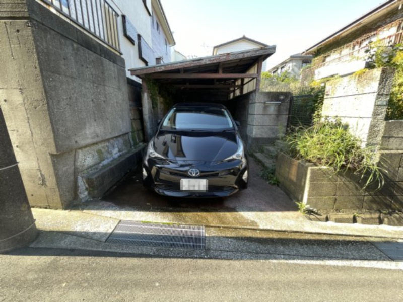 現況でカースペース1台ございます。