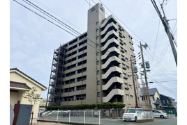 グラン・ドムール南栄の外観