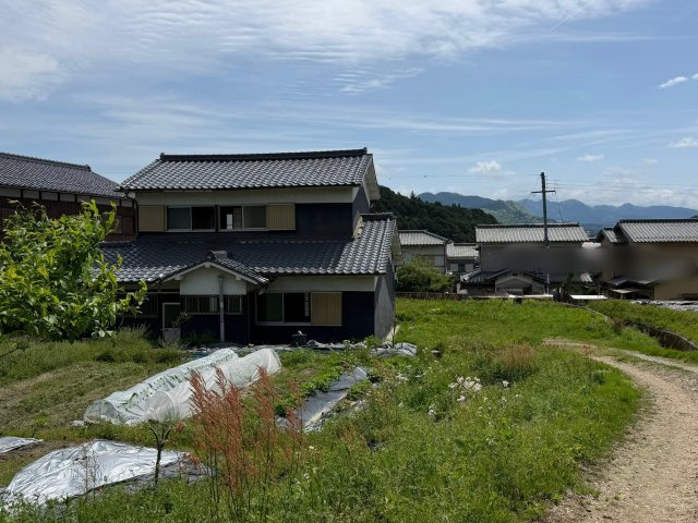セカンドハウスにも♪週末は田舎暮らし、146坪以上の広々敷地で楽しむ贅沢な時間♪