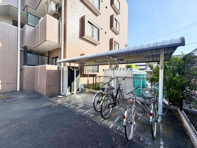 駐輪場？