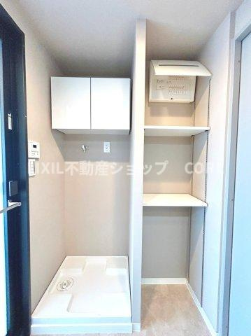 収納もあり、スッキリと見映えの良い空間に拵えました。時間に余裕とゆとりを持たせます。