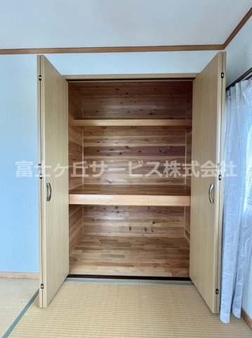 押入れ付き