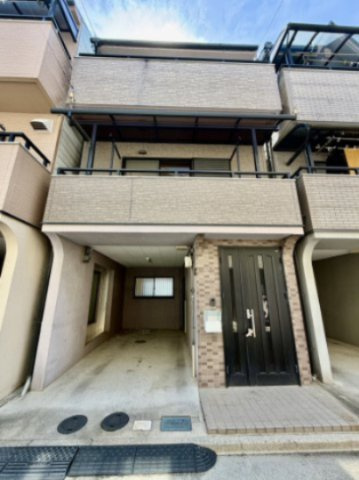 外観：327002194718