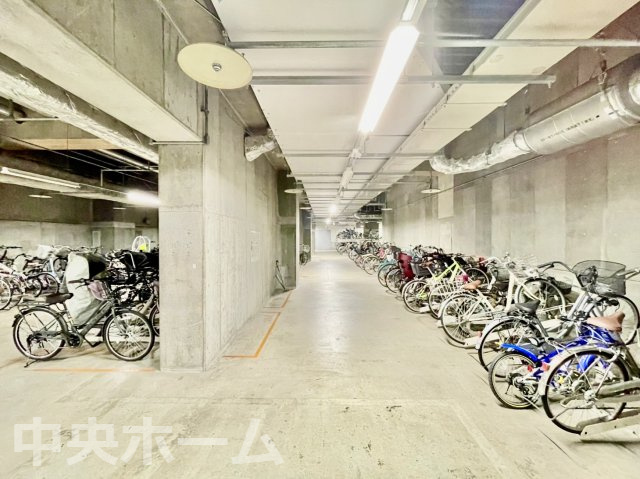 【自転車置き場】最新の空き状況や費用などの詳細は担当スタッフまでお問い合わせください。