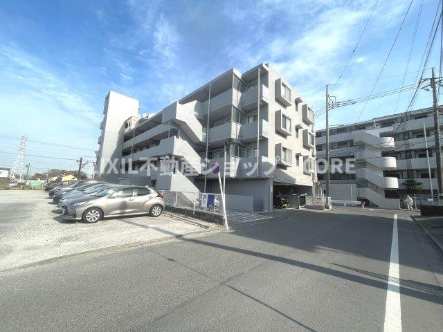 鉄筋コンクリート造5階建1階部分、新耐震基準・旧耐震が気になる方はスタッフまでお問い合わせください。