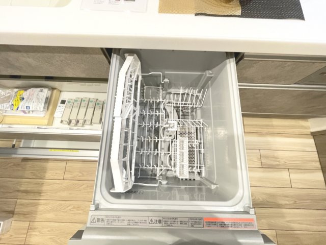 食洗器付きも嬉しいポイント。家事の負担を減らして、空いた時間は家族で楽しい時間を。　
