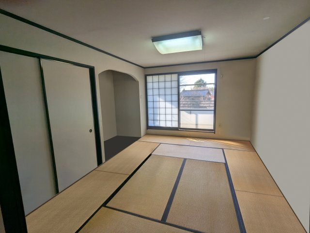 2階の和室は穏やかな雰囲気が広がります。自分だけのくつろぎを深められる一室です。　