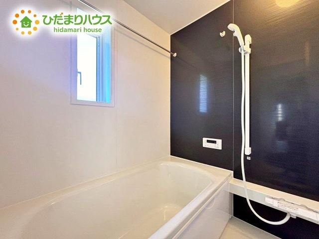 大人が足を伸ばしても十分な広さ！一人でゆっくりくつろぐ時間も大切です！