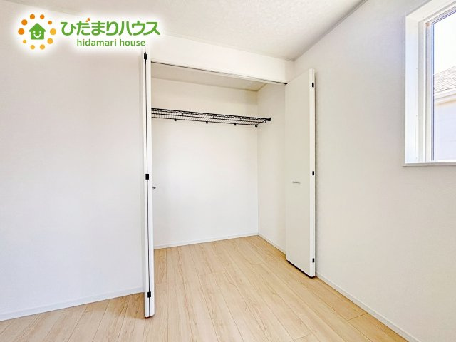 クローゼットタイプの収納は荷物がどこにあるかすぐに見つかります！