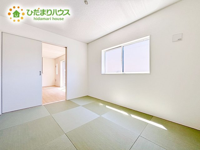 客間としてもお子様のプレイルームとしてもご活用頂けます。将来は寝室としても利用でき二階に上がらず生活導線を作ることができ大変重宝するスペース！