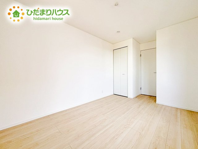 広さはお子様の勉強部屋にも適した広さ！　勉強机や本棚などの家具を置いてもフリースペースも確保することができます。