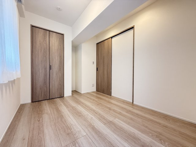 シンプルな洋室は、幅広い用途でお使いいただけます。　