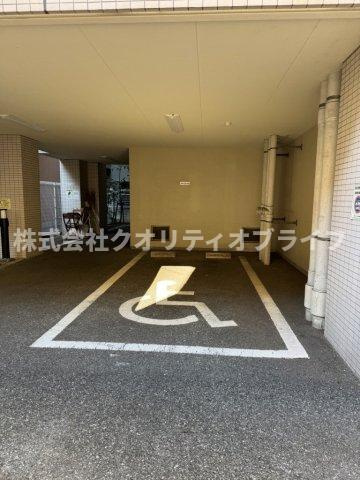障がい者専用駐車場スペースもございます！