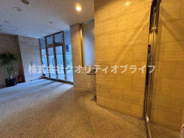 帰ってきて温かみのあるエントランス