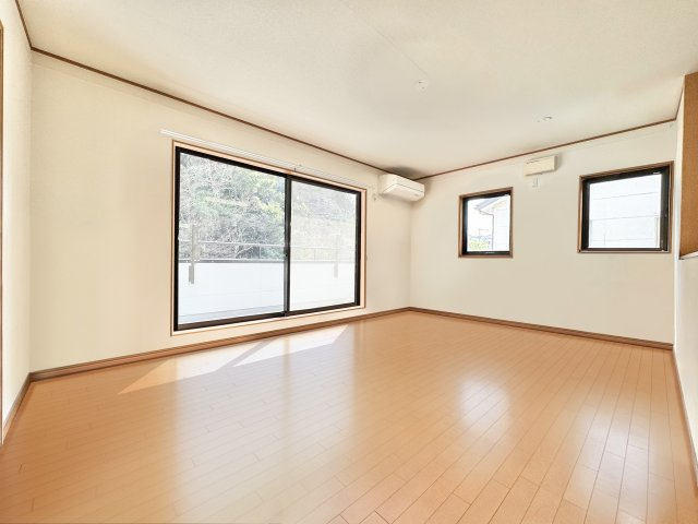 リビングの家具を消してみました。イメージ画像です。