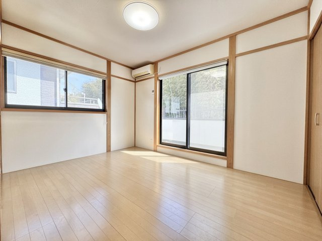 洋室の家具を消してみました。イメージ画像です。