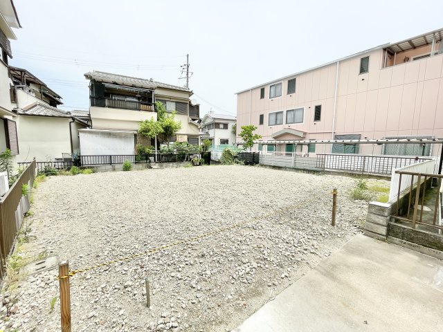 外観：327002185045