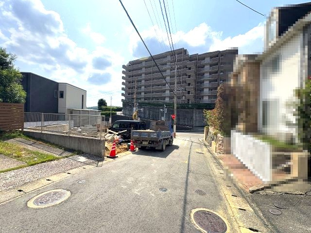 現地写真。前面道路です。