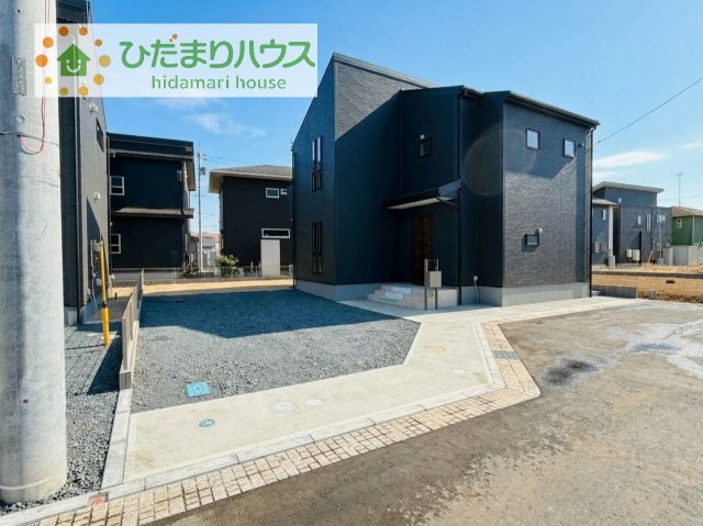 マイホームなら駐車場代がかかりません！しかも、自宅の駐車場で洗車ができます！今までコイン洗車に行っていた手間も省けて、節約にもつながります(^^♪