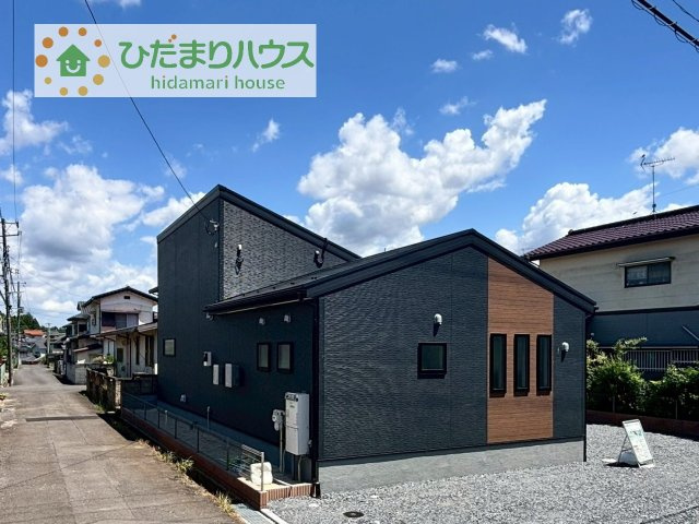 たっぷりの陽光と心地よい風が舞い込む住まい♪