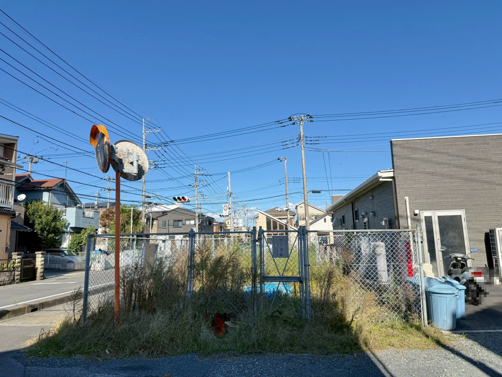 敷地約41坪！東西北の三方角地で陽当り良好・開放感のある立地です！自由設計対応で、ご家族の理想に合わせたプランをご提案します！お気軽にお問い合わせください！