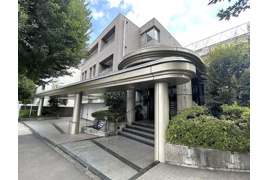 ストークグラン深沢の外観